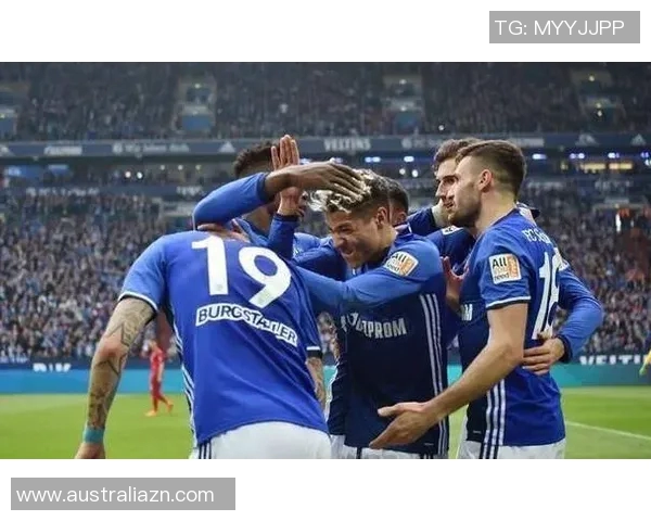 勒沃库森主场力克沙尔克04，取得关键胜利