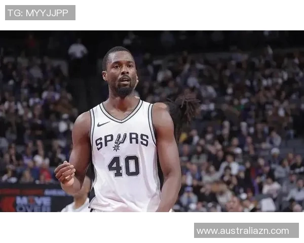 雄鹿击败马刺，字母哥连续20+10，展现统治力